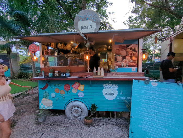 Palma Central Restaurants in Tulum Mexico pita bread falafels